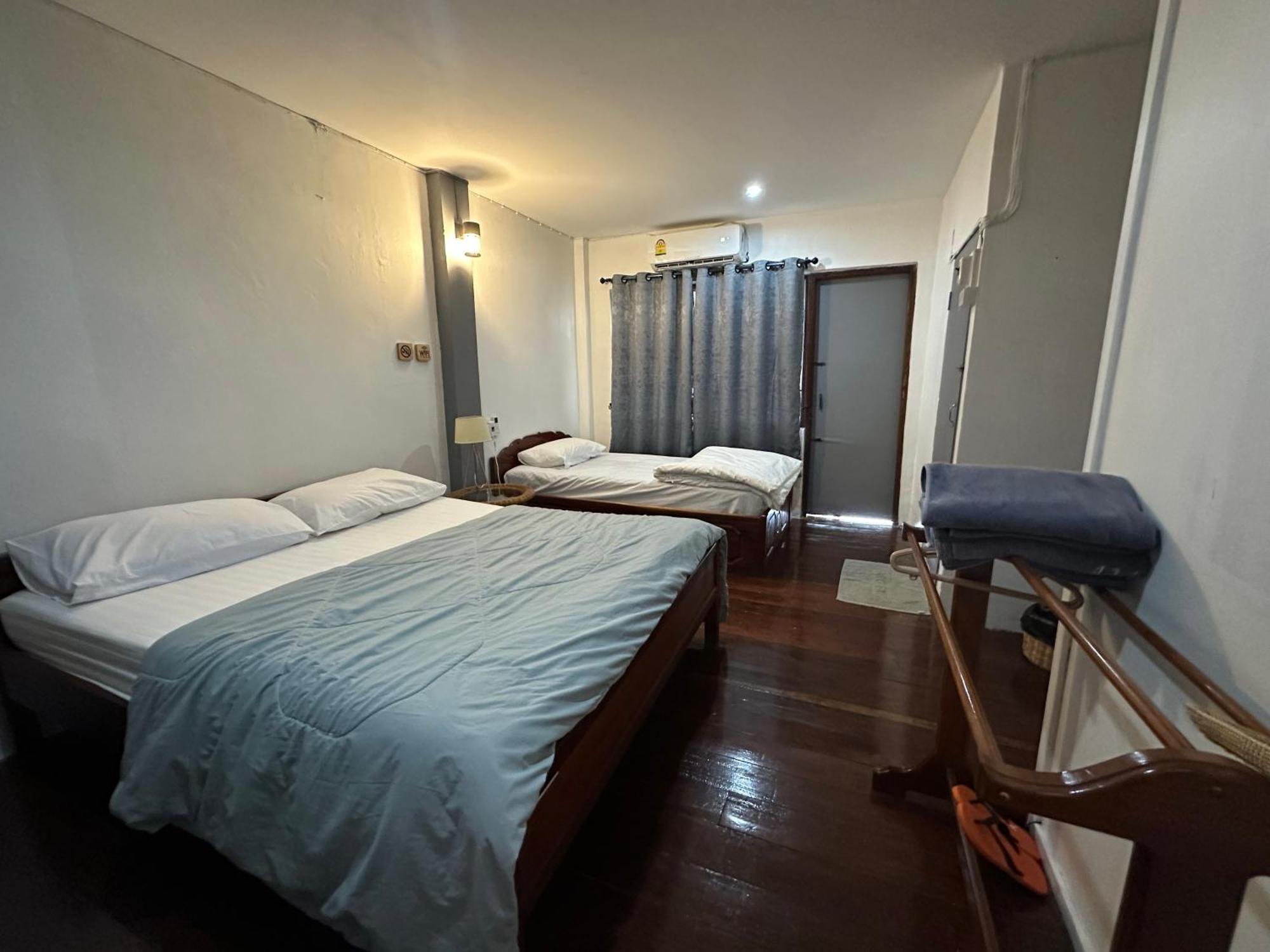 Thadan Guest House Ban Houayxay Esterno foto